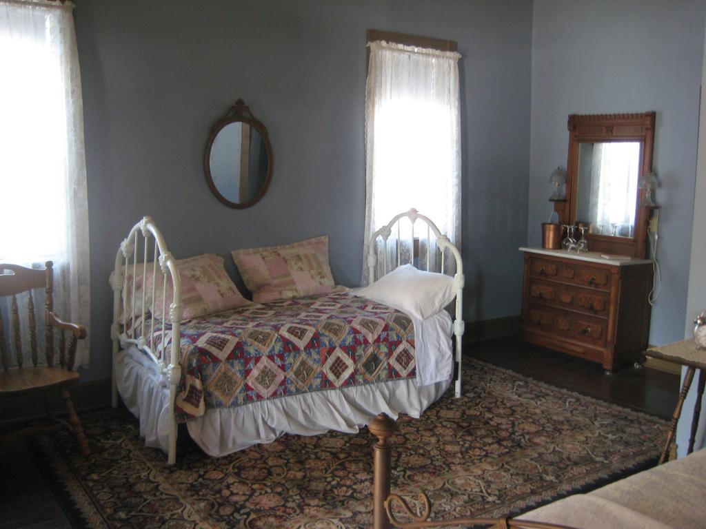Hotel Backwoods Bed And Bath McGregor Esterno foto